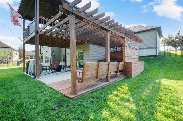 1710 SWIFT CT, Columbia, MO 65203