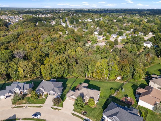 1710 SWIFT CT, Columbia, MO 65203