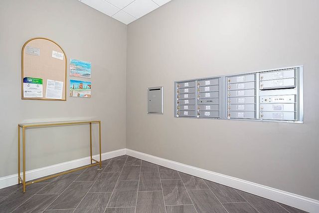 882 Massachuetts Ave 3B, Arlington, MA 02476