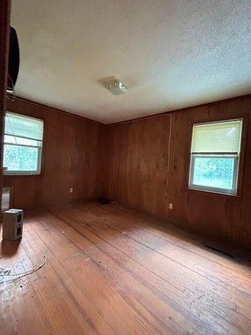 132 Franklin Street, Walterboro, SC 29488