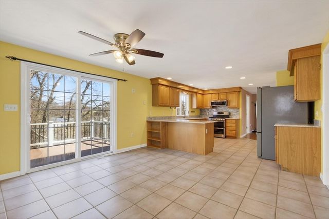 96 Derry Road, Methuen, MA 01844