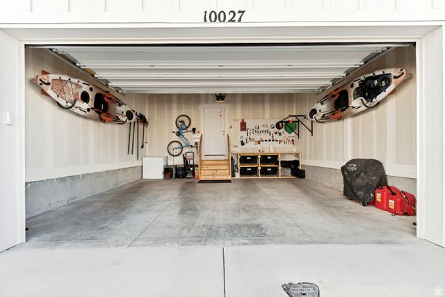 10027 N FEATHERSTONE DR, Highland, UT 84003