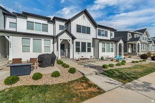 10027 N FEATHERSTONE DR, Highland, UT 84003
