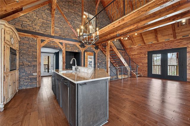 8379 Chestnut Drive, Rogers, AR 72756