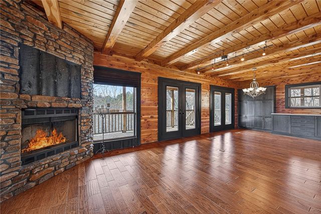 8379 Chestnut Drive, Rogers, AR 72756