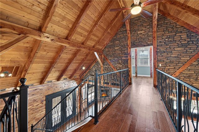 8379 Chestnut Drive, Rogers, AR 72756