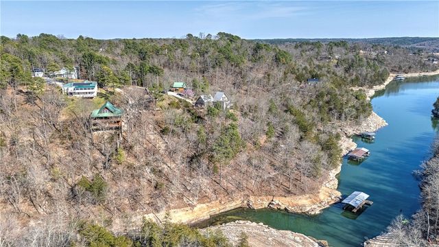 8379 Chestnut Drive, Rogers, AR 72756