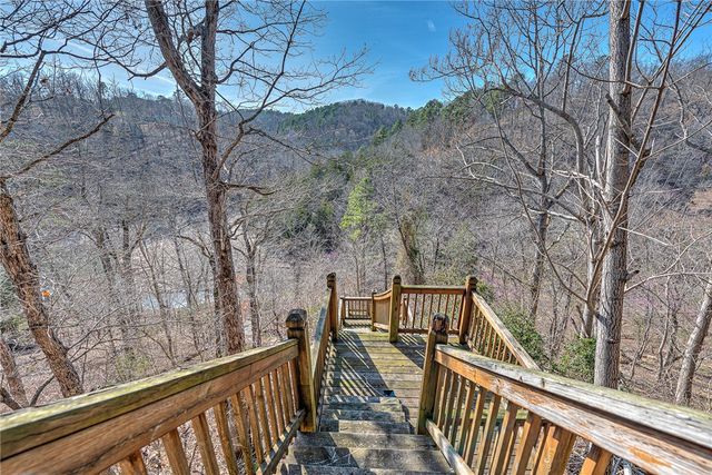 8379 Chestnut Drive, Rogers, AR 72756