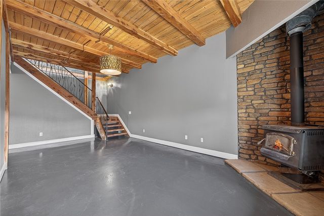 8379 Chestnut Drive, Rogers, AR 72756