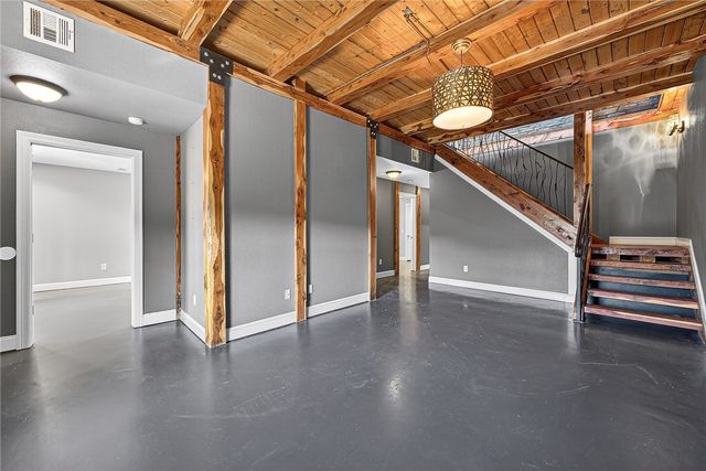 8379 Chestnut Drive, Rogers, AR 72756