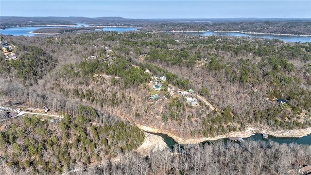 8379 Chestnut Drive, Rogers, AR 72756