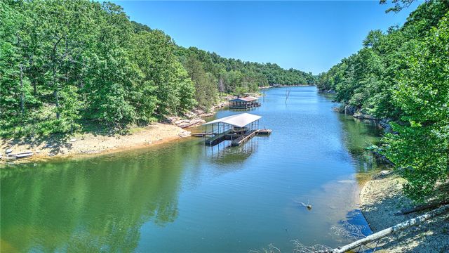 8379 Chestnut Drive, Rogers, AR 72756