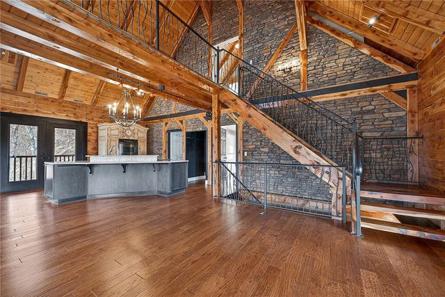 8379 Chestnut Drive, Rogers, AR 72756