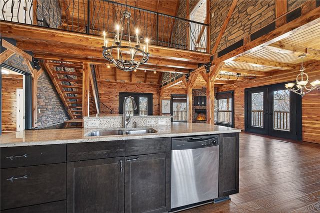 8379 Chestnut Drive, Rogers, AR 72756