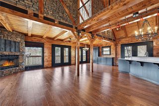 8379 Chestnut Drive, Rogers, AR 72756