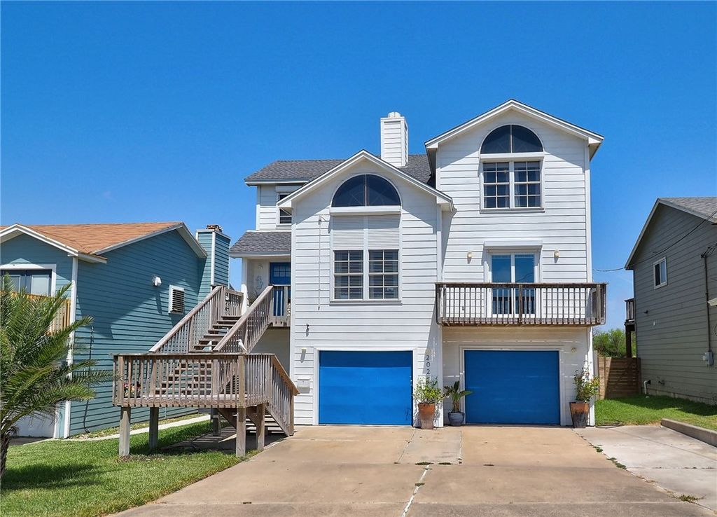 202 Causeway St, Portland, TX 78374 — exterior
