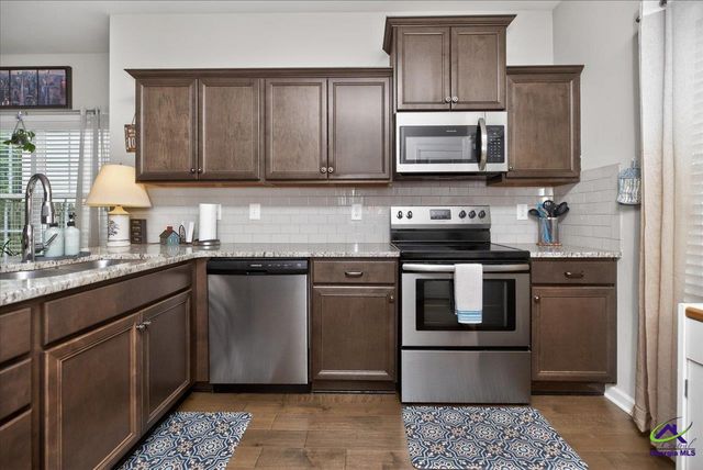 207 Goldenrod Trail, Perry, GA 31069