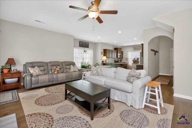 207 Goldenrod Trail, Perry, GA 31069