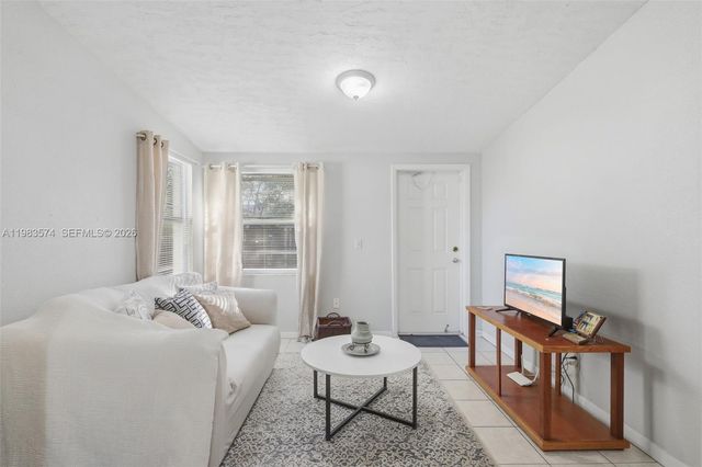 2489 ADAMS AVE, Deltona, FL 32738