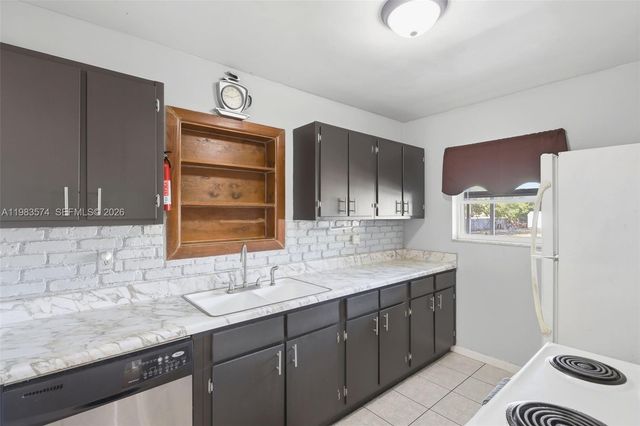 2489 ADAMS AVE, Deltona, FL 32738