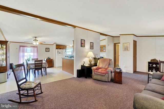 126 GATESHEAD DR, Stewartstown, PA 17363