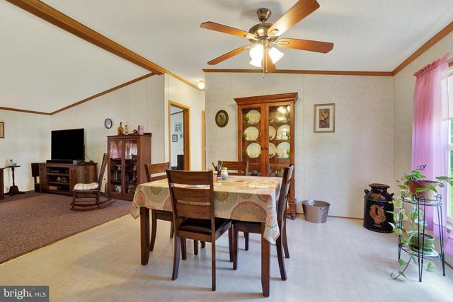 126 GATESHEAD DR, Stewartstown, PA 17363