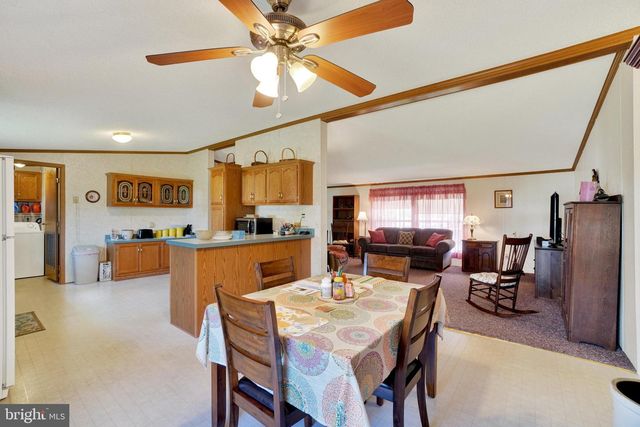 126 GATESHEAD DR, Stewartstown, PA 17363