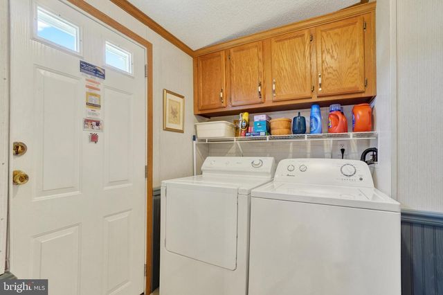 126 GATESHEAD DR, Stewartstown, PA 17363