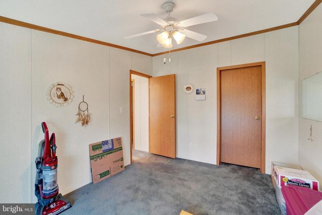 126 GATESHEAD DR, Stewartstown, PA 17363