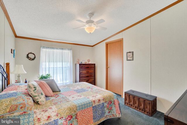 126 GATESHEAD DR, Stewartstown, PA 17363
