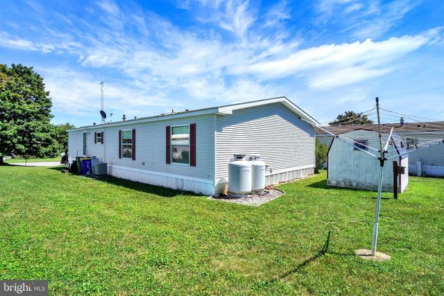 126 GATESHEAD DR, Stewartstown, PA 17363