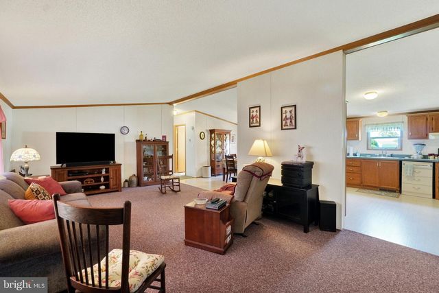 126 GATESHEAD DR, Stewartstown, PA 17363