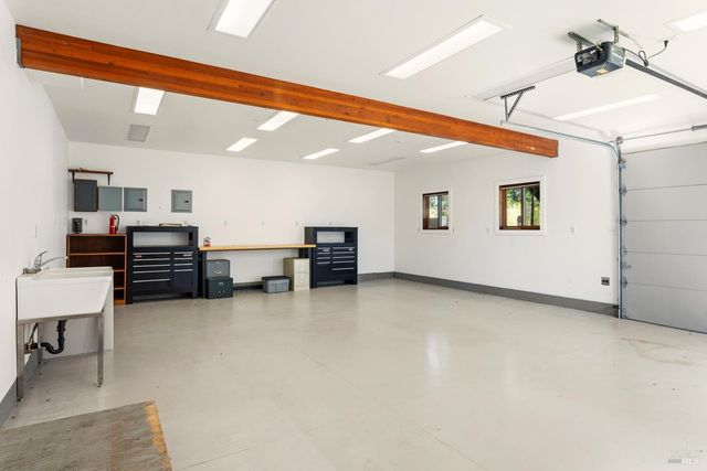 18210 Old Ukiah Pine Rd, Potter Valley, CA 95469