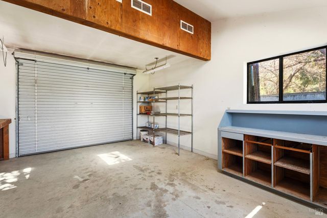 18210 Old Ukiah Pine Rd, Potter Valley, CA 95469