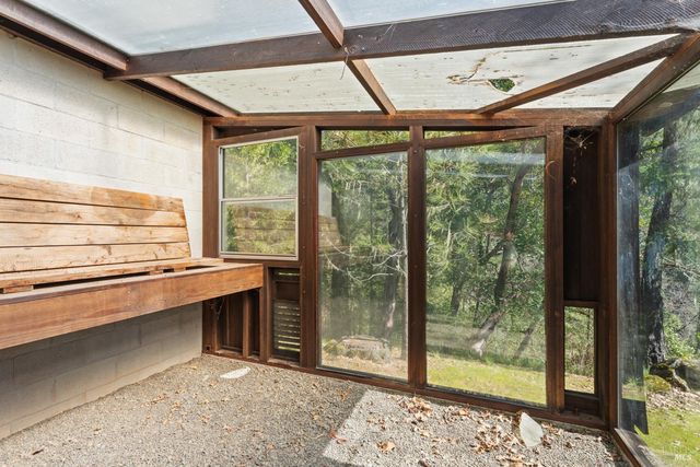 18210 Old Ukiah Pine Rd, Potter Valley, CA 95469