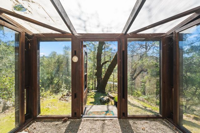 18210 Old Ukiah Pine Rd, Potter Valley, CA 95469