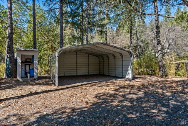 18210 Old Ukiah Pine Rd, Potter Valley, CA 95469