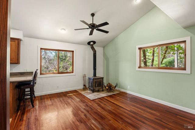 18210 Old Ukiah Pine Rd, Potter Valley, CA 95469