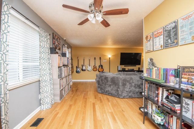 1221 Durham Road, Knoxville, TN 37931