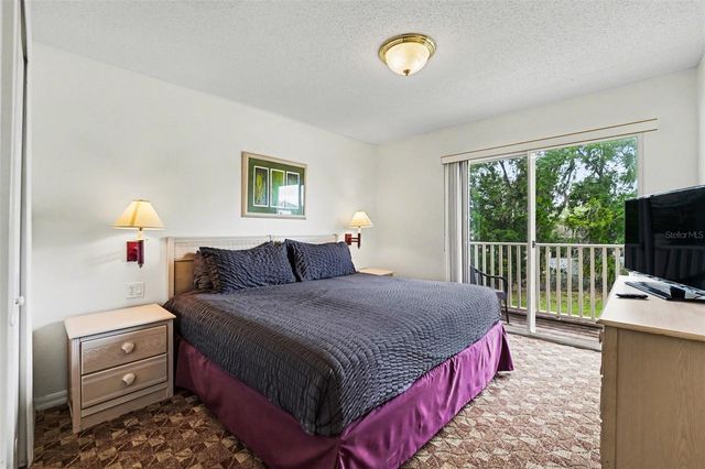1077 PARK RIDGE CIRCLE, Kissimmee, FL 34746