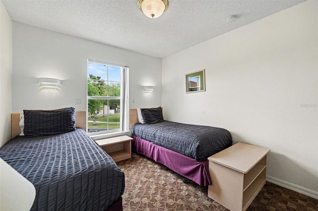 1077 PARK RIDGE CIRCLE, Kissimmee, FL 34746