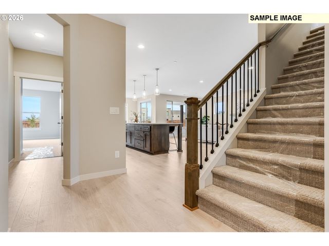 225 E 24TH Ave, La Center, WA 98629