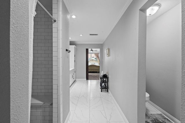 1006 Montgomery Street, Port Neches, TX 77651