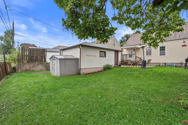 2526 S 70th STREET, Milwaukee, WI 53219