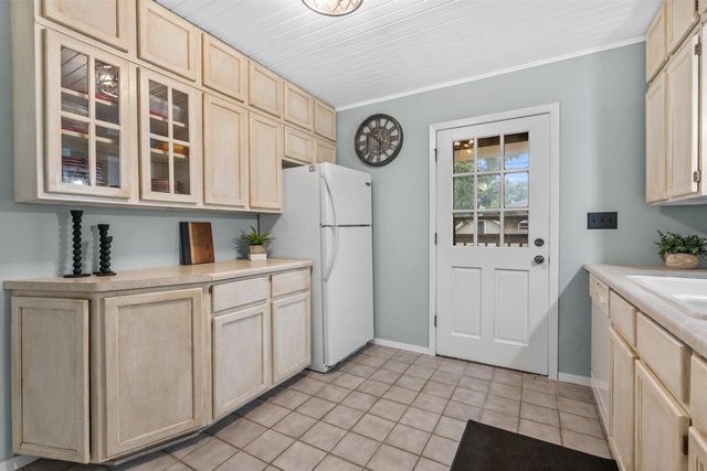 2526 S 70th STREET, Milwaukee, WI 53219