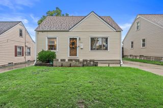 2526 S 70th STREET, Milwaukee, WI 53219