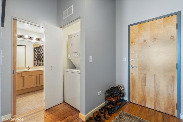 1720 S Michigan Avenue 1613, Chicago, IL 60616