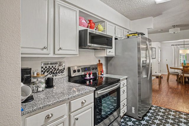 3 N Badalona Drive, Hot Springs Village, AR 71909