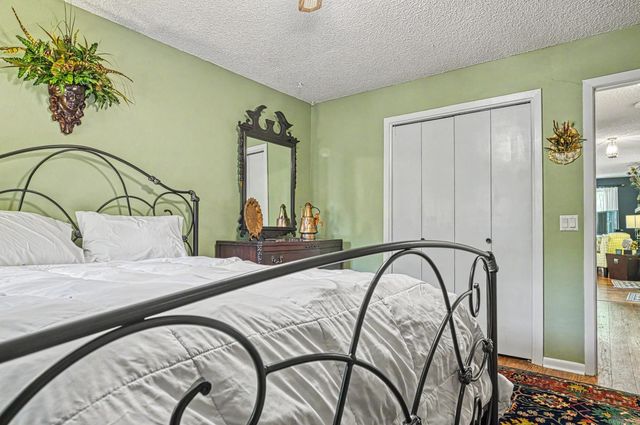 3 N Badalona Drive, Hot Springs Village, AR 71909