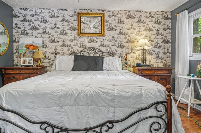 3 N Badalona Drive, Hot Springs Village, AR 71909